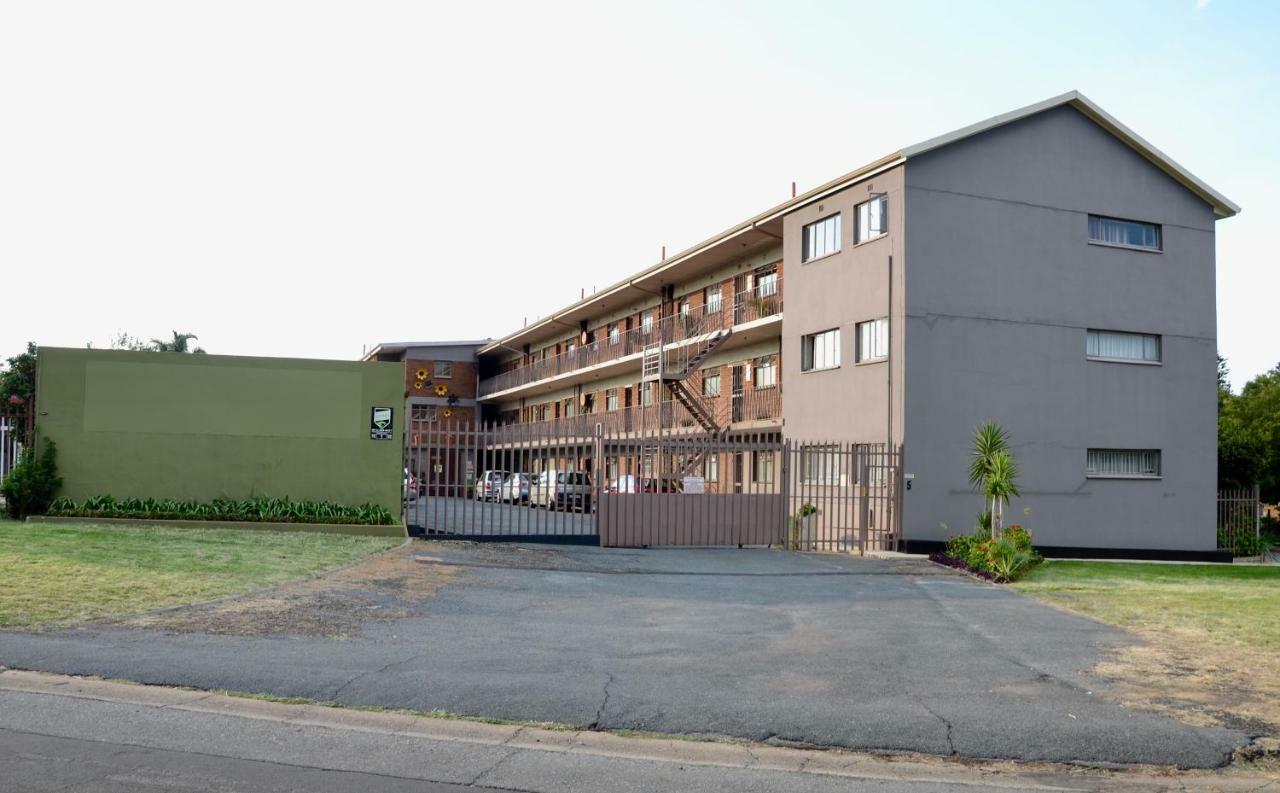 Libem Lodge 2 Edenvale Luaran gambar